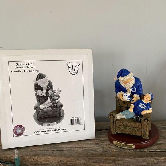 IOB Vintage 2001 Indianapolis Colts Santa's Gift, 2nd in Limited Series - Picture 1 of 8